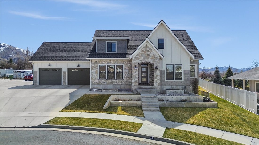 House in Providence, Utah, United States 2 - 17602065