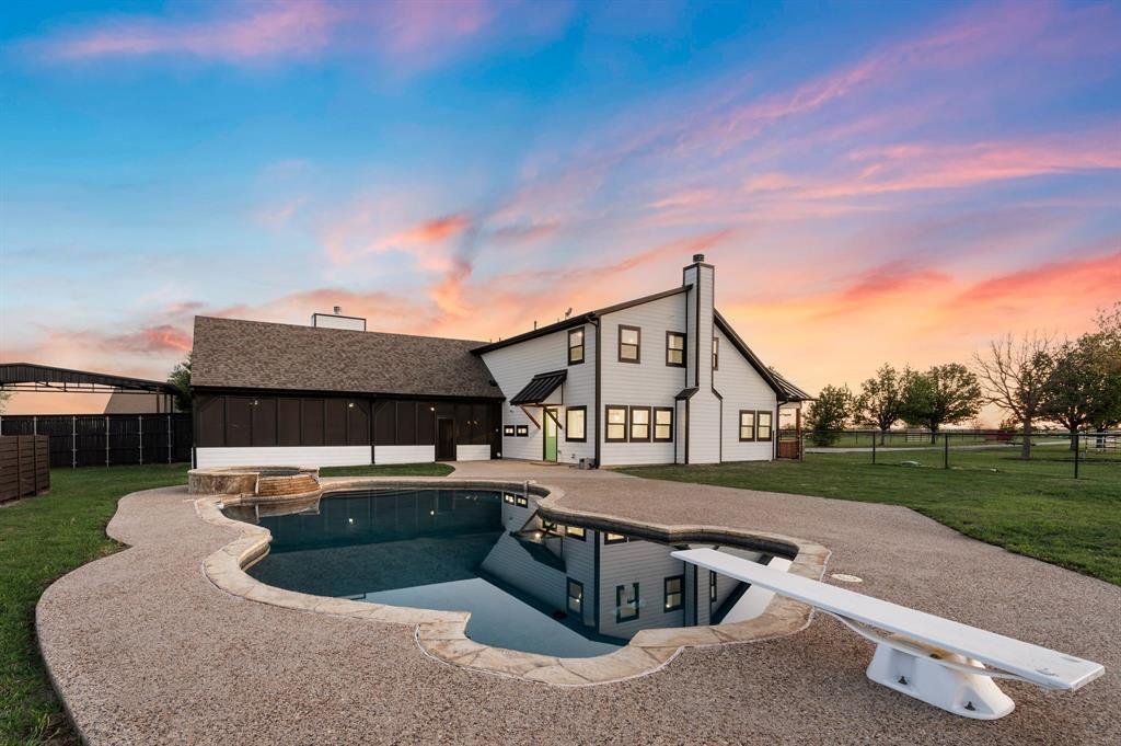 House in Sanger, Texas, United States 2 - 17610309