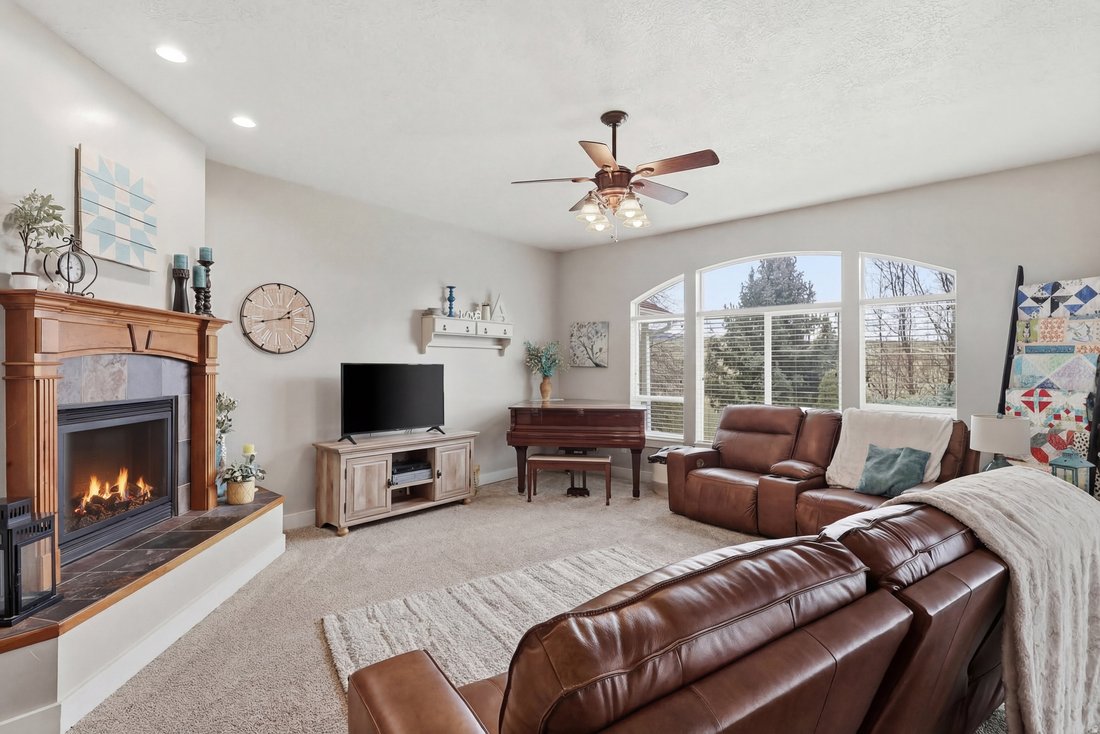 House in Hyrum, Utah, United States 1 - 17601859