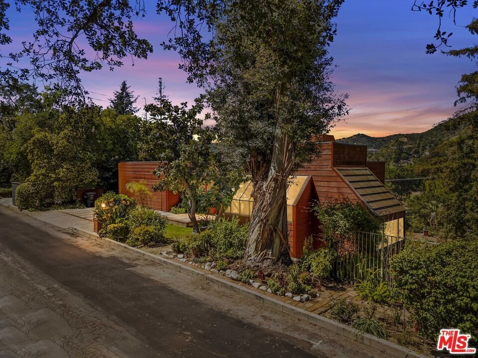 House in Glendale, California, United States 4 - 17606468