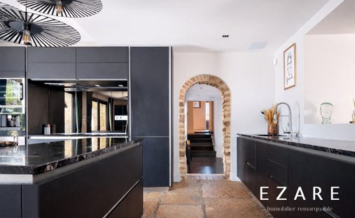 19th Century Château With 4,34 Hectare Wooded Park Swimming Pool Burgundy, Near Beaune