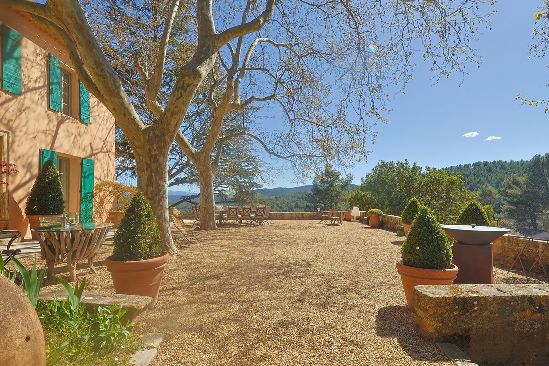 House in Le Tholonet, Provence-Alpes-Côte d'Azur, France 2 - 17612616