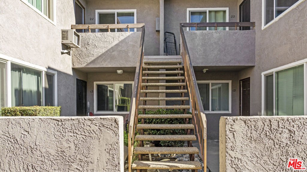 San Bernardino, California, United States 5 - 17605792