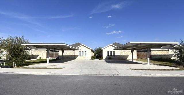 Pharr, Texas, United States 1 - 17604952