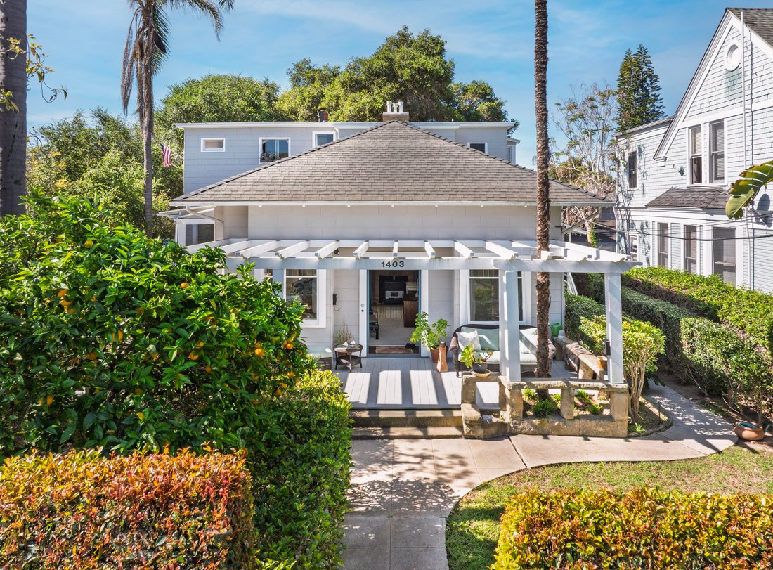 Santa Barbara, California, United States 2 - 17598739