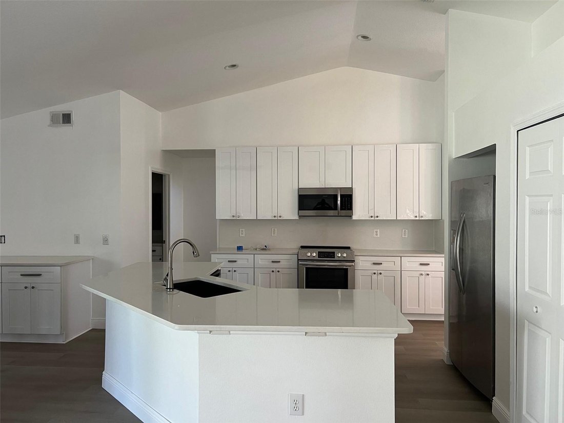 House in Kissimmee, Florida, United States 3 - 17604858