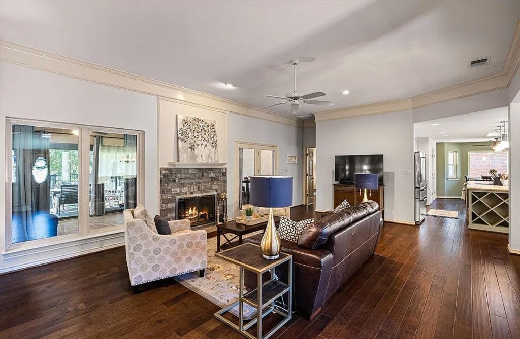 House in Granbury, Texas, United States 4 - 17610723