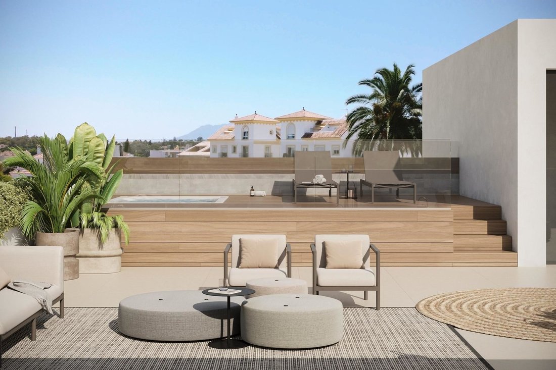 Apartment in San Pedro de Alcantara, Andalusia, Spain 1 - 17602615