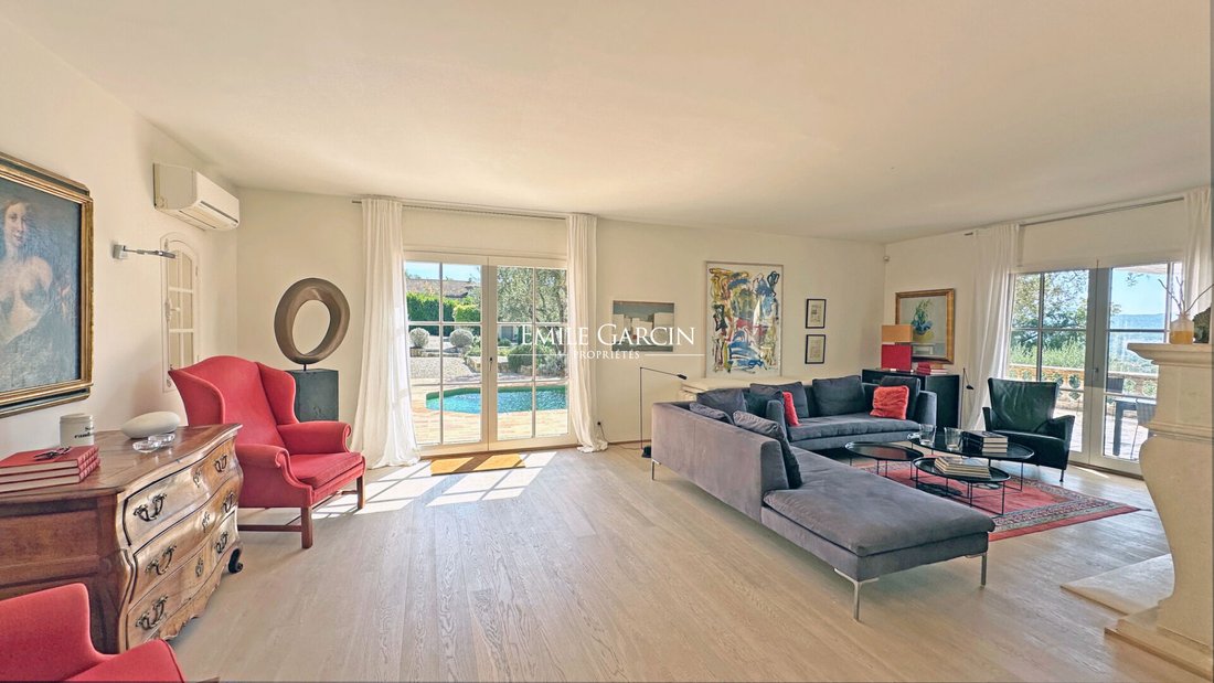 Villa in Mougins, Provence-Alpes-Côte d'Azur, France 3 - 16213759