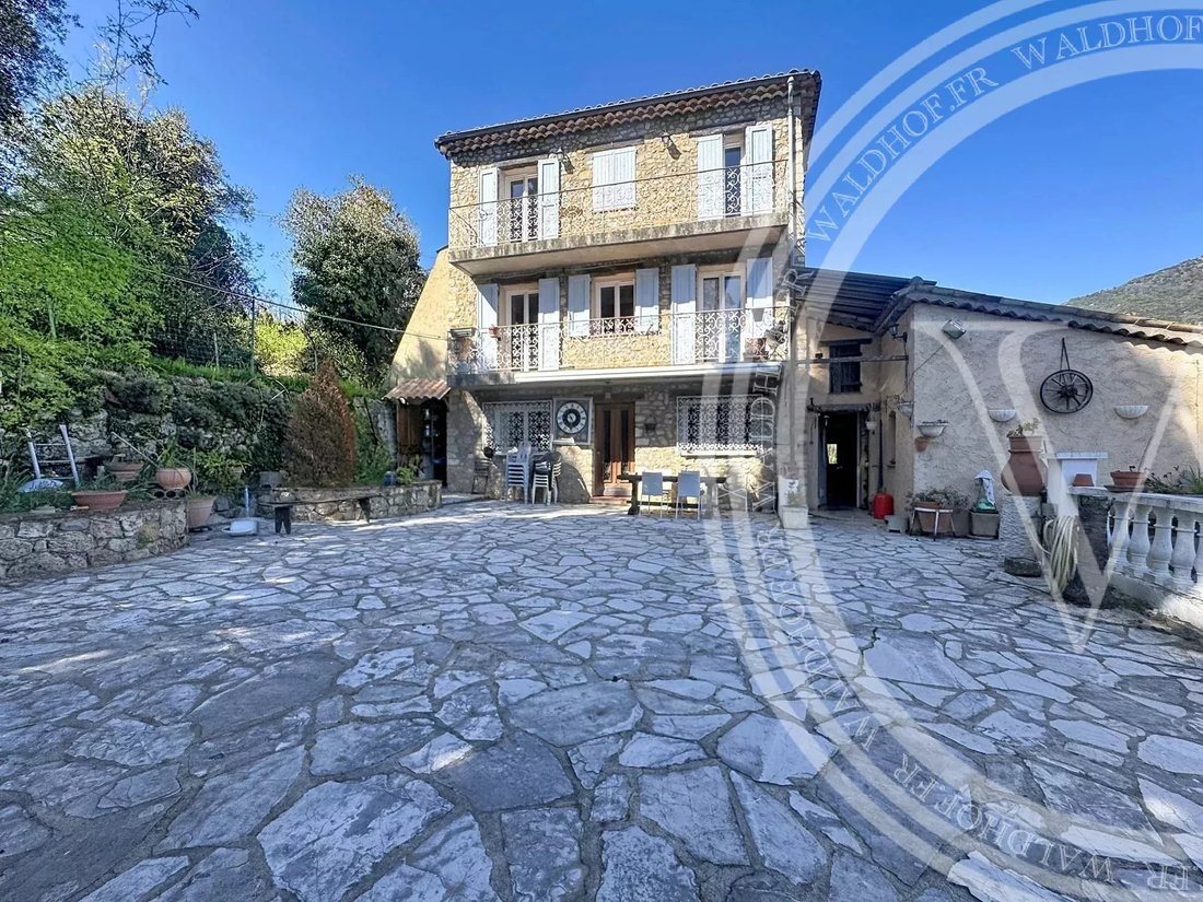 Country House in Le Bar-sur-Loup, Provence-Alpes-Côte d'Azur, France 2 - 17613028
