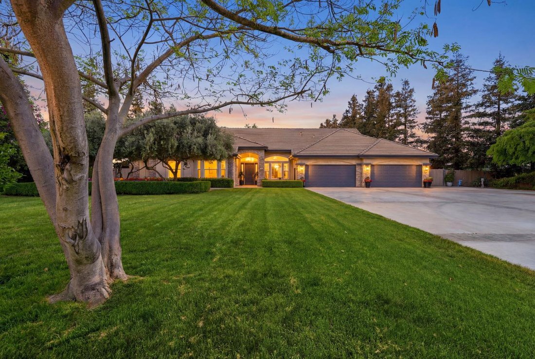House in Dinuba, California, United States 1 - 17365431