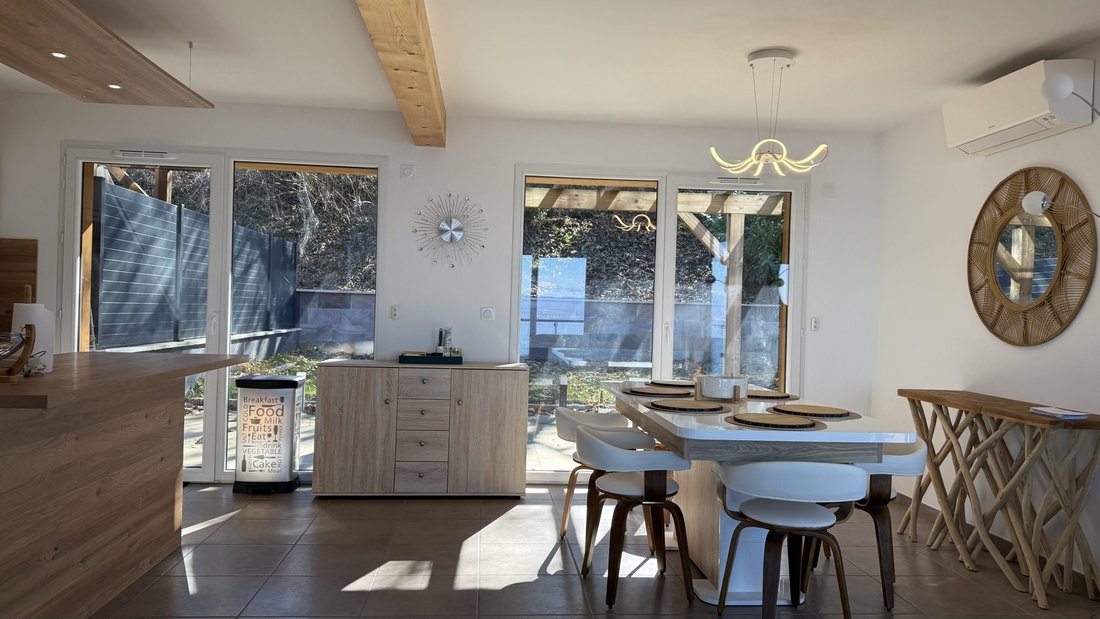 Villa in Evian-les-Bains, Auvergne-Rhône-Alpes, France 5 - 17615145