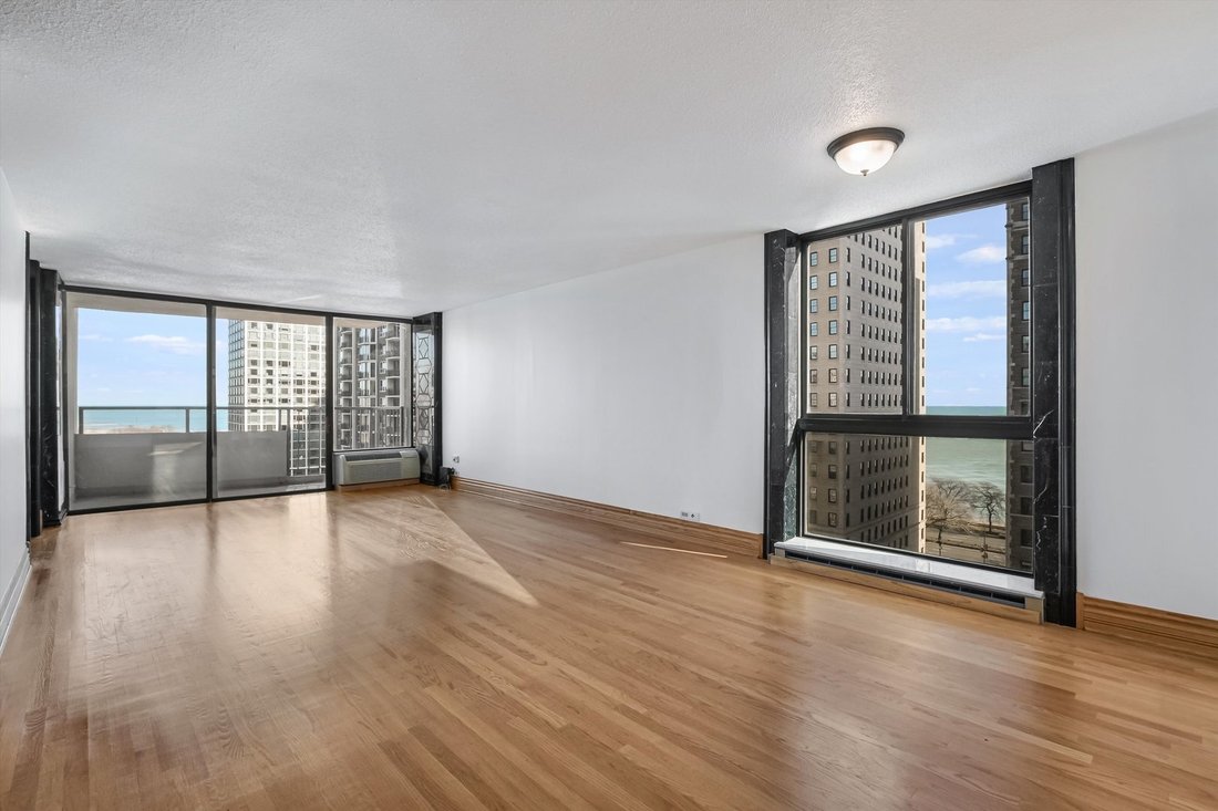 Condo in Chicago, Illinois, United States 5 - 17608087