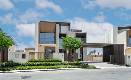 Villa in Hadaeq Sheikh Mohammed Bin Rashid, Dubai, United Arab Emirates 1