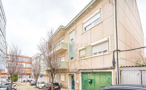 Haus in Almada, Cova da Piedade, Pragal und Cacilhas, Setúbal Municipality, Portugal 1