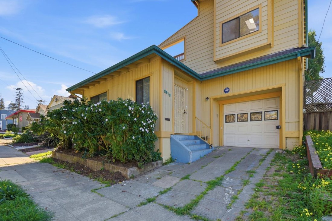 House in Oakland, California, United States 2 - 17600586