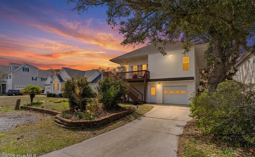 House in Oak Island, North Carolina, United States 1