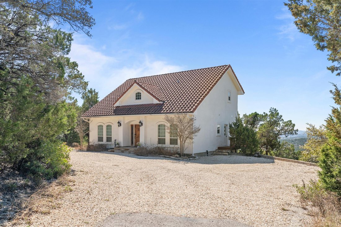House in Jonestown, Texas, United States 1 - 17613251