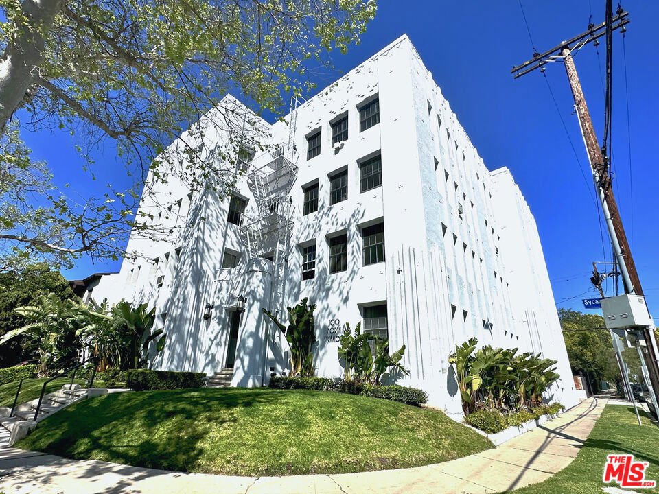 Los Angeles, California, United States 2 - 17606030
