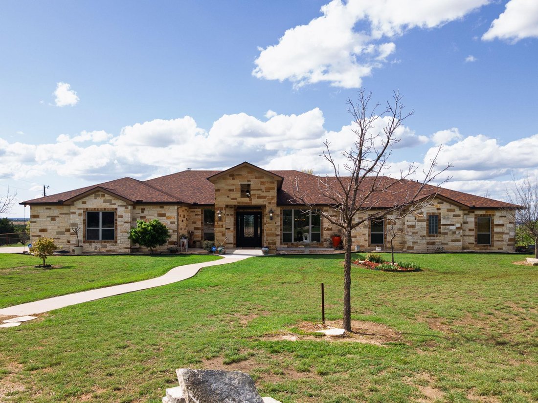 House in Lampasas, Texas, United States 4 - 17609021