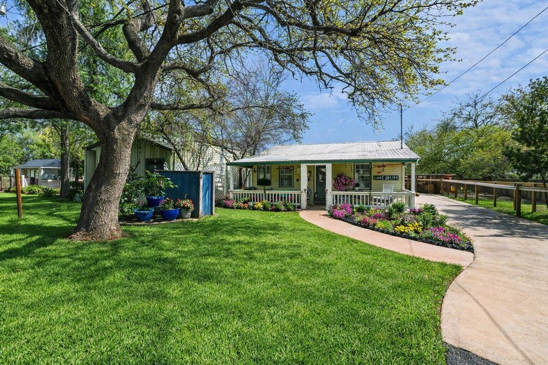 House in Leander, Texas, United States 2 - 17610952