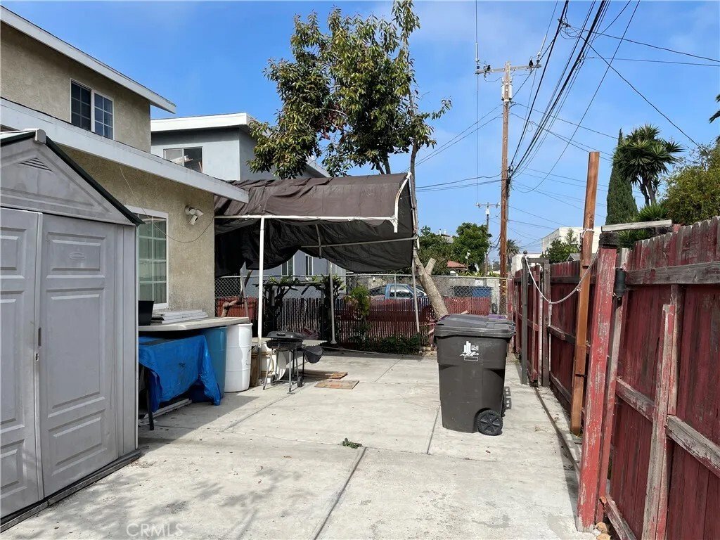 House in Signal Hill, California, United States 4 - 16827096