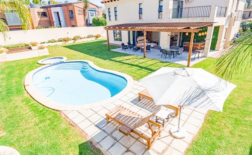 Casa en Silver Lakes Golf Estate, Gauteng, Sudáfrica 1