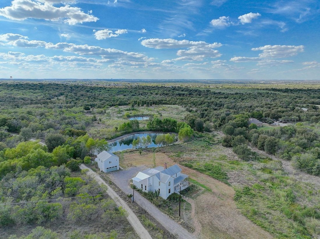House in Coupland, Texas, United States 4 - 17609803