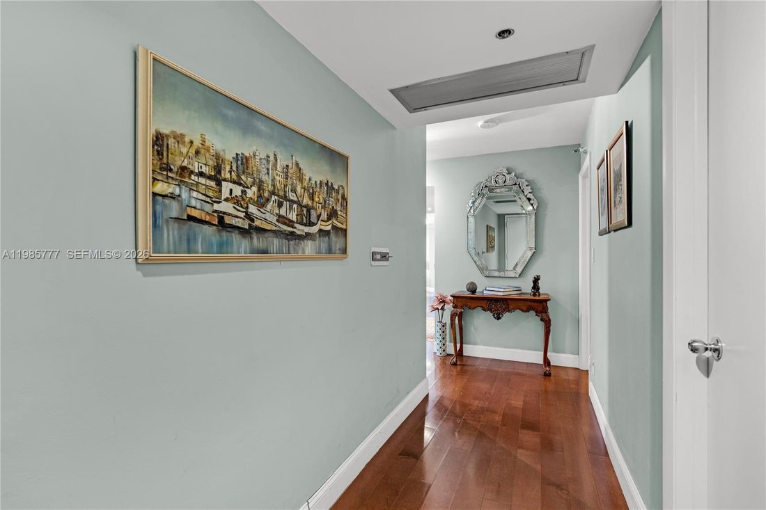 Condo in Miami, Florida, United States 2 - 17603295