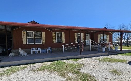 Cleburne, Texas, United States 1