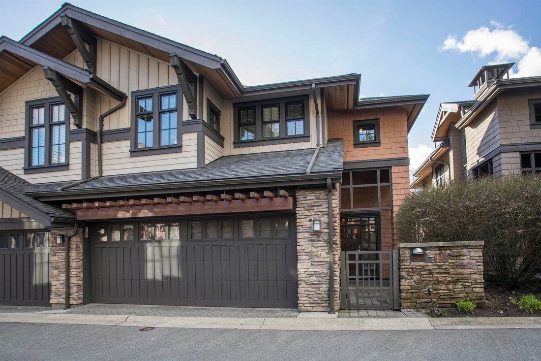 House in North Vancouver, British Columbia, Canada 1 - 17612667