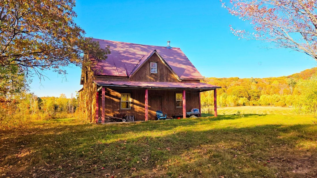 House in Otter Lake, Quebec, Canada 5 - 17612678