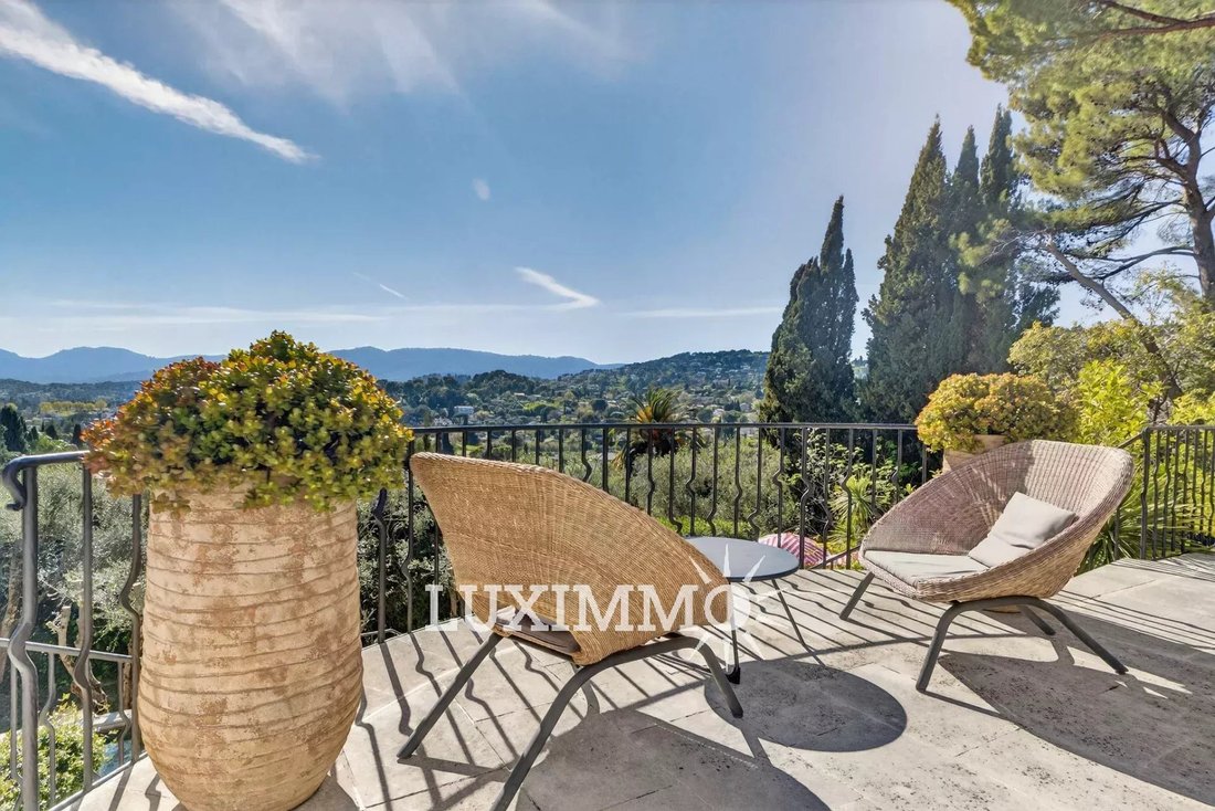 Villa in Mougins, Provence-Alpes-Côte d'Azur, France 4 - 17598450