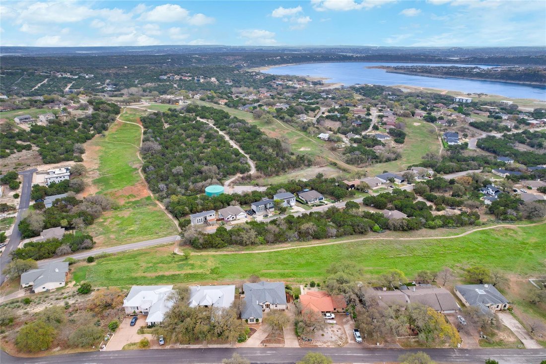House in Jonestown, Texas, United States 2 - 17372582