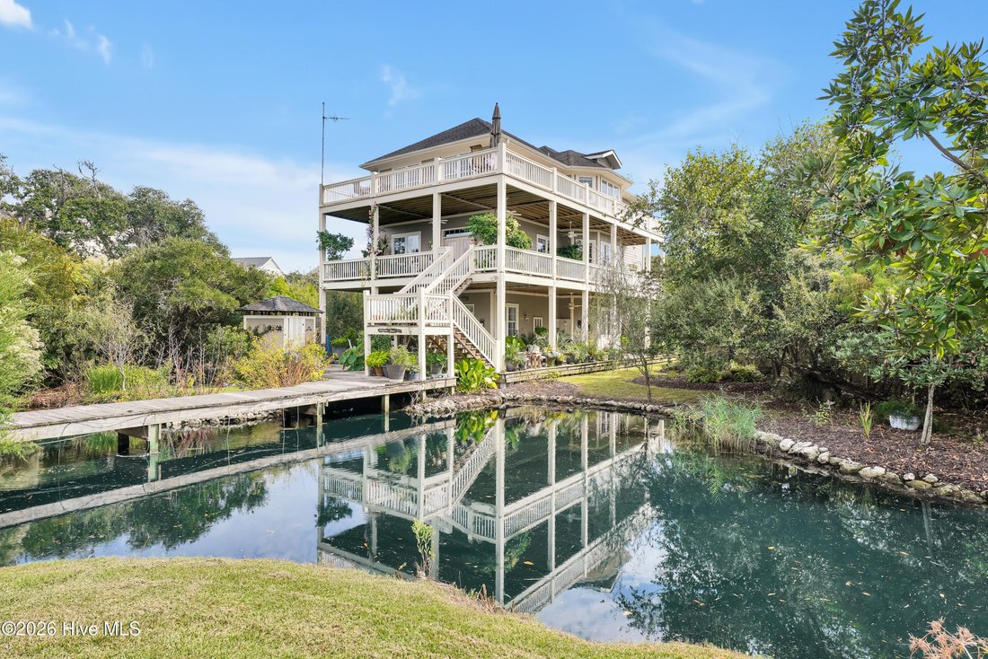 House in Surf City, North Carolina, United States 4 - 17606513