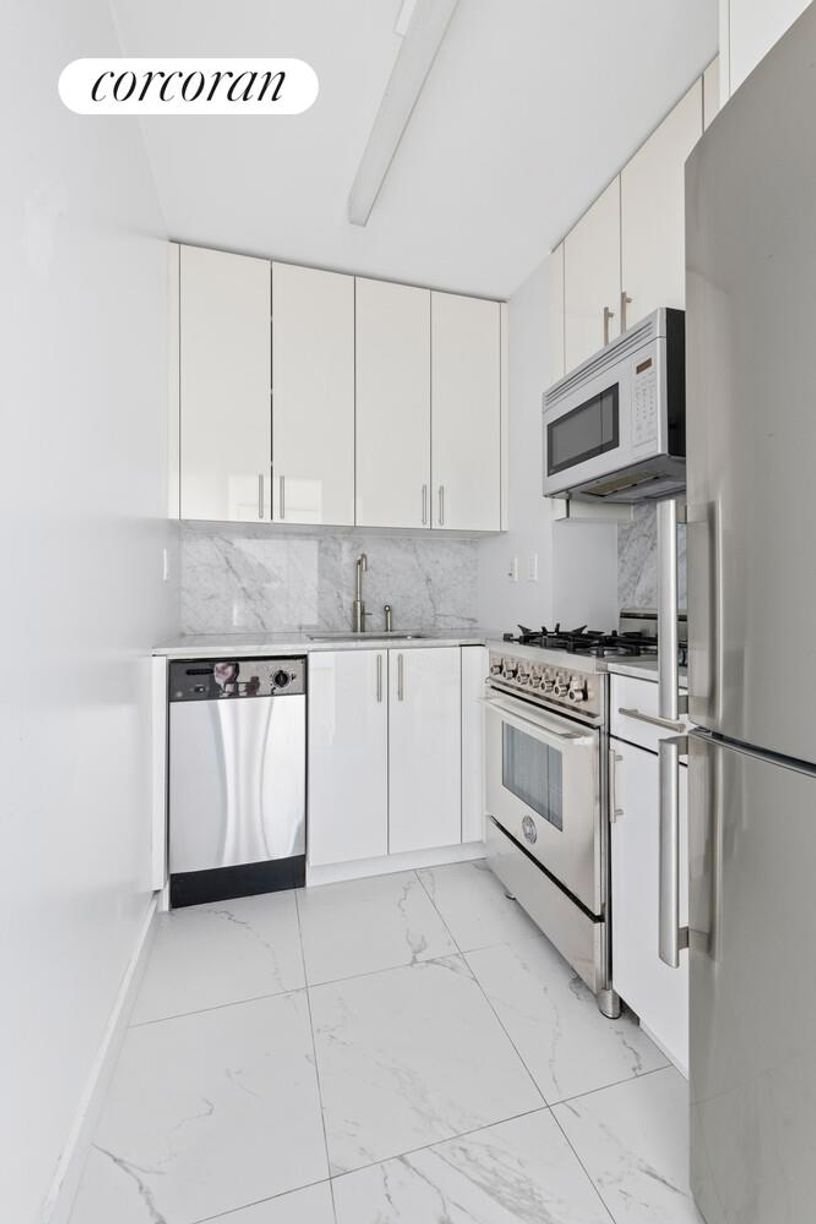 Condo in New York, New York, United States 4 - 17600026
