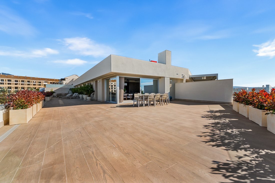 Apartment in San Pedro de Alcantara, Andalusia, Spain 3 - 17601574