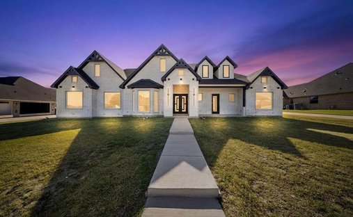 House in Ennis, Texas, United States 1