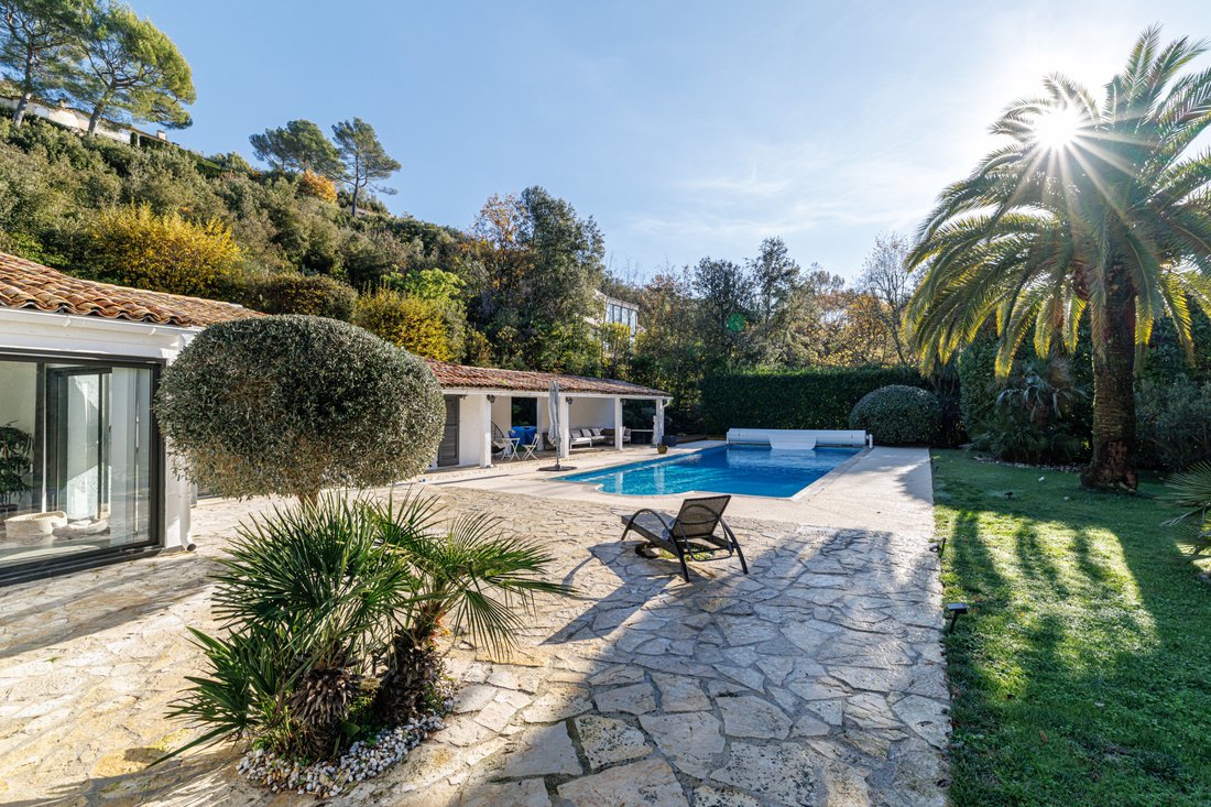 Villa in Centre du Village, La Colle-sur-Loup, France 2 - 17612238