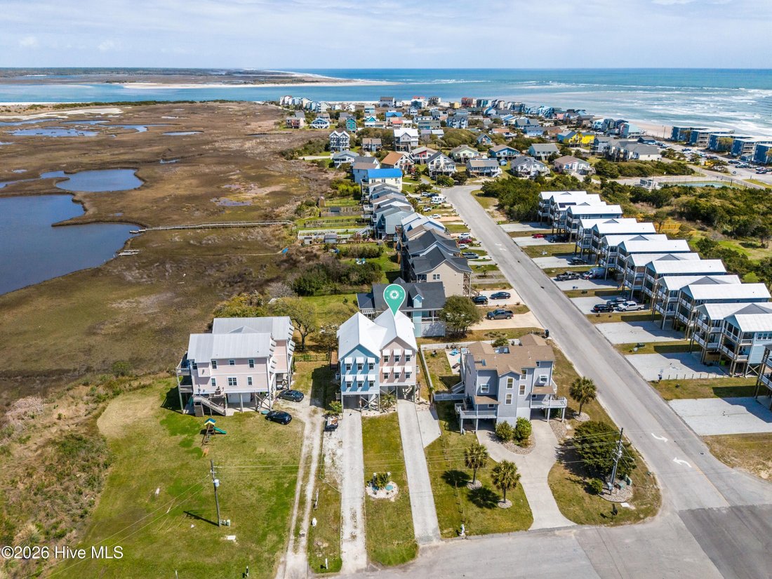 Townhouse in North Topsail Beach, North Carolina, United States 2 - 17605638
