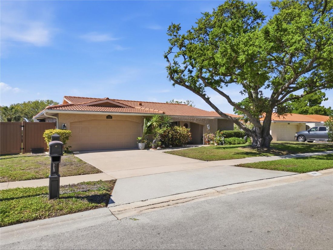 House in Largo, Florida, United States 4 - 17603603