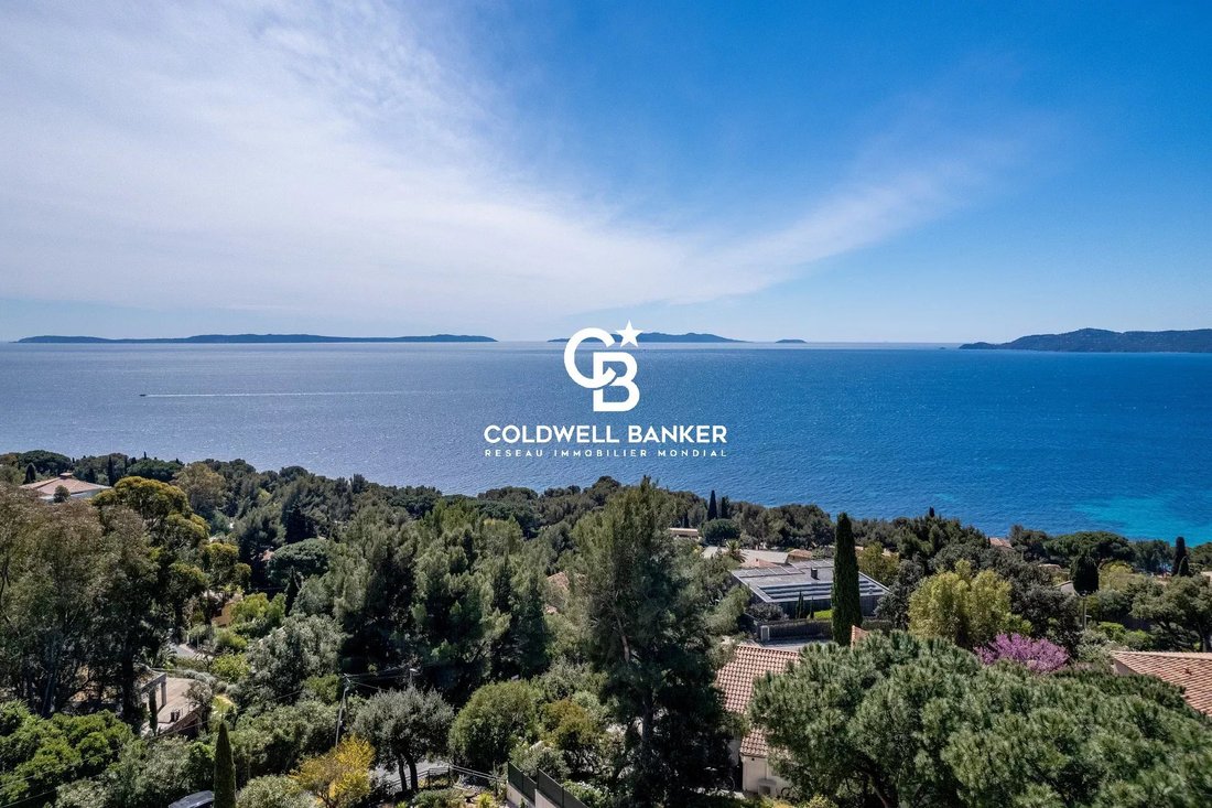 Villa in Le Lavandou, Provence-Alpes-Côte d'Azur, France 5 - 17602595