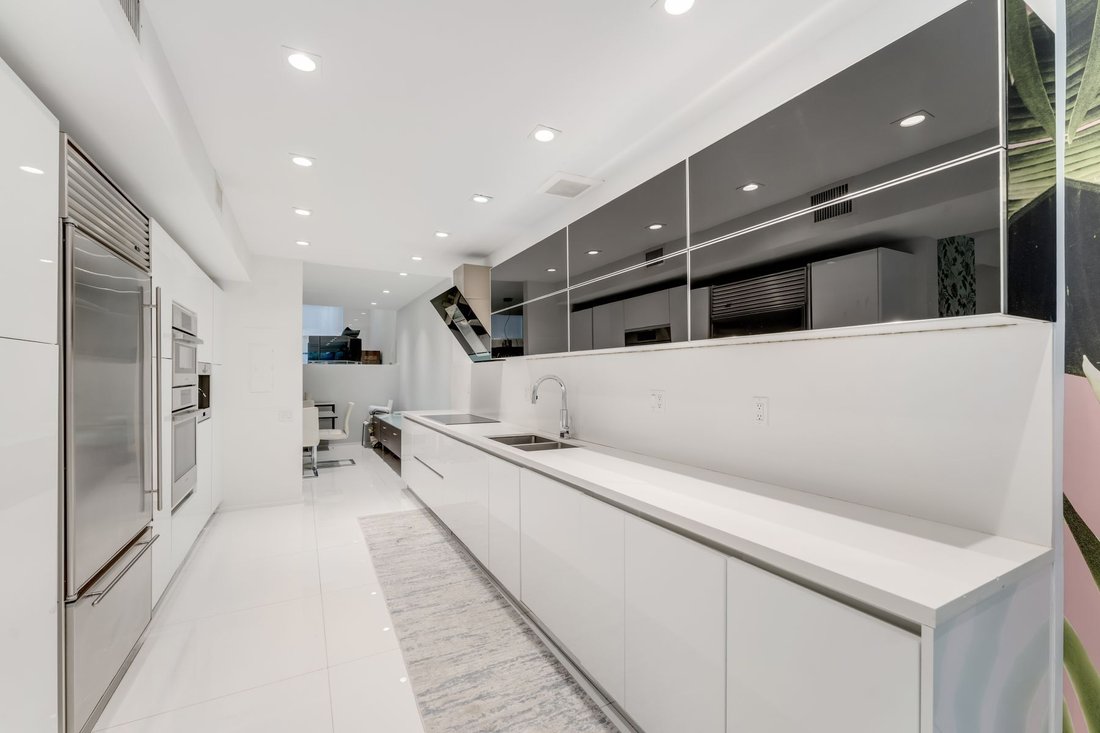 Townhouse in Miami, Florida, United States 2 - 17598377