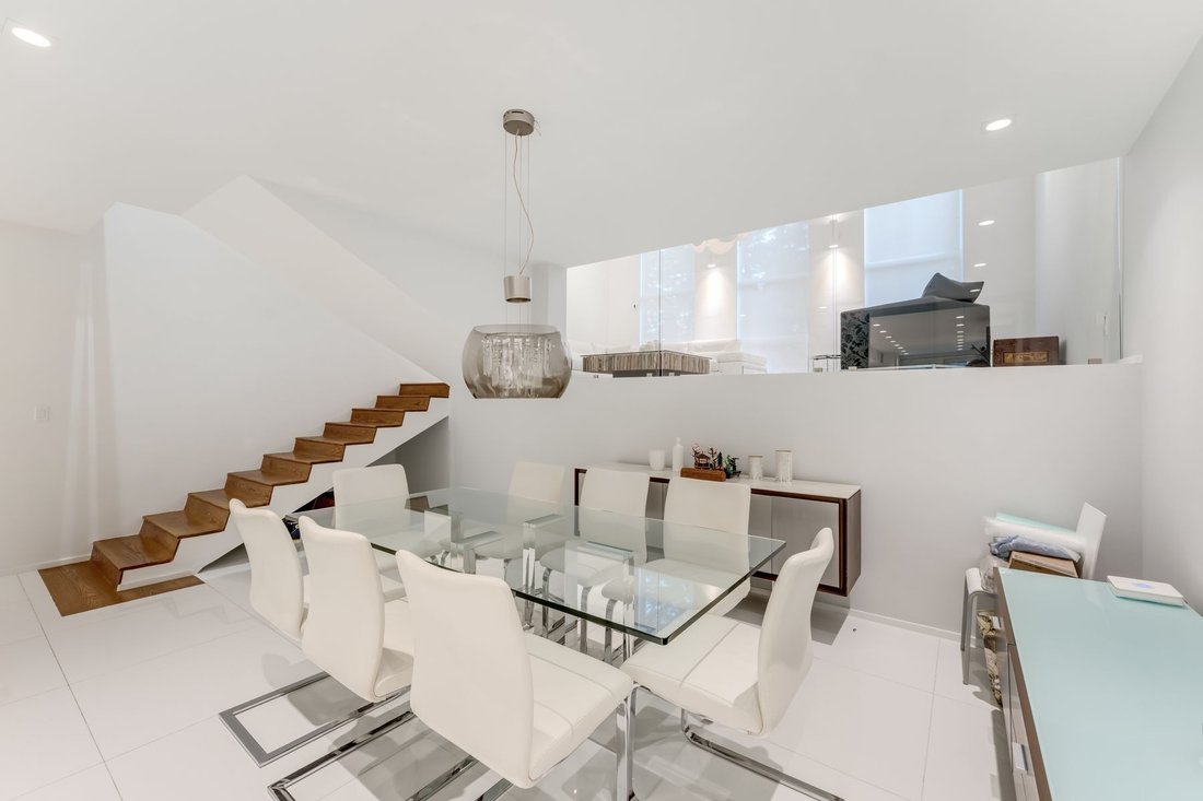 Townhouse in Miami, Florida, United States 5 - 17598377