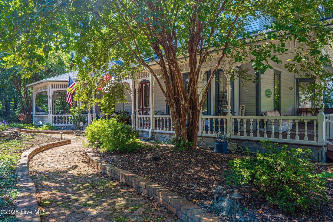 House in Carthage, North Carolina, United States 4 - 17605149
