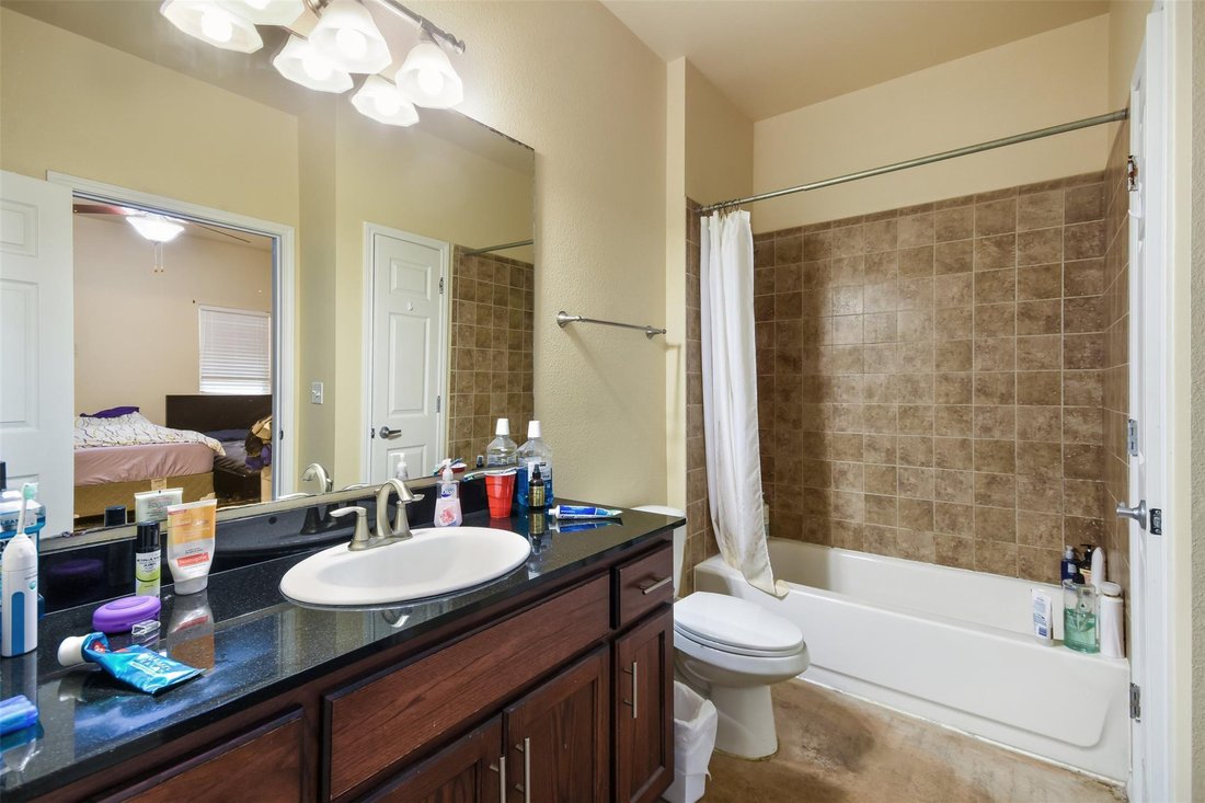 Condo in Austin, Texas, United States 5 - 17608970