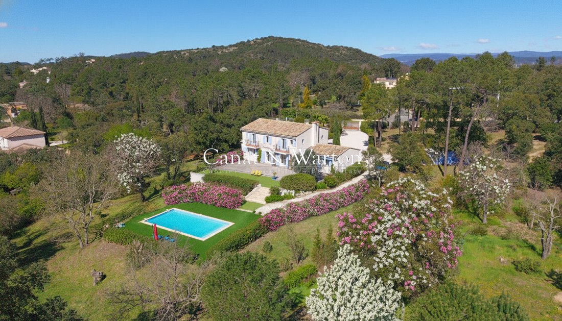 Villa in Partie Sud-Collet-Redon-Vauses-Testavins, Le Muy, France 2 - 17605069