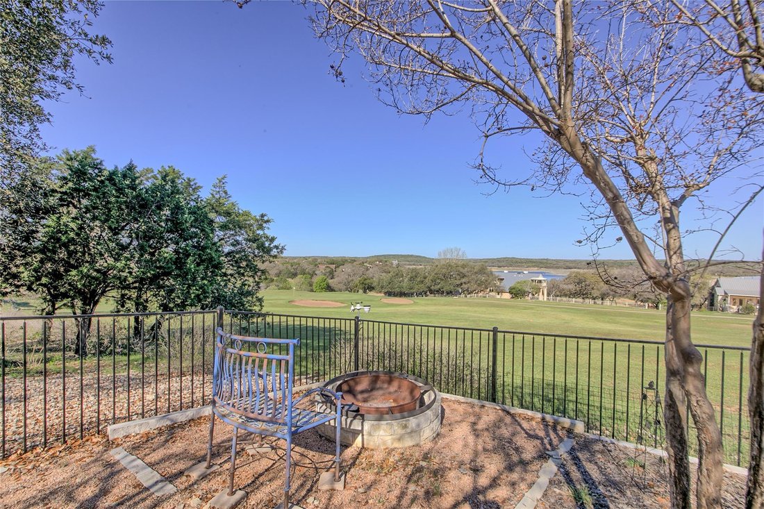 House in Jonestown, Texas, United States 2 - 17609772