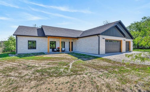 House in Clifton, Texas, United States 1