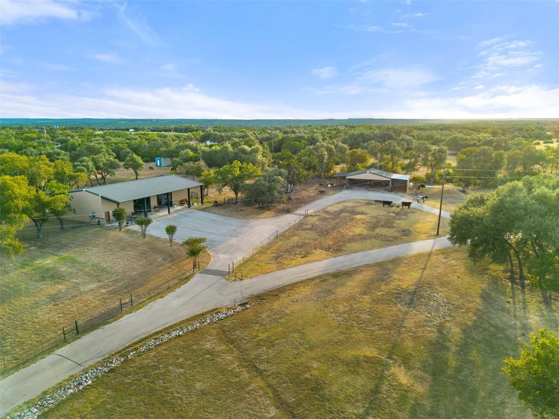 House in Leander, Texas, United States 4 - 17611597
